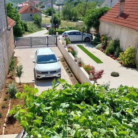 Apartman Lucija Pridraga