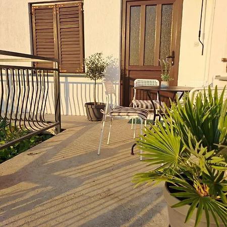 Lucija Apartment *