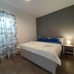Lucija Apartamento *