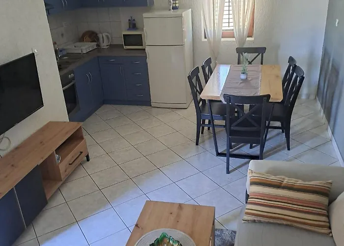 Apartamento Lucija *