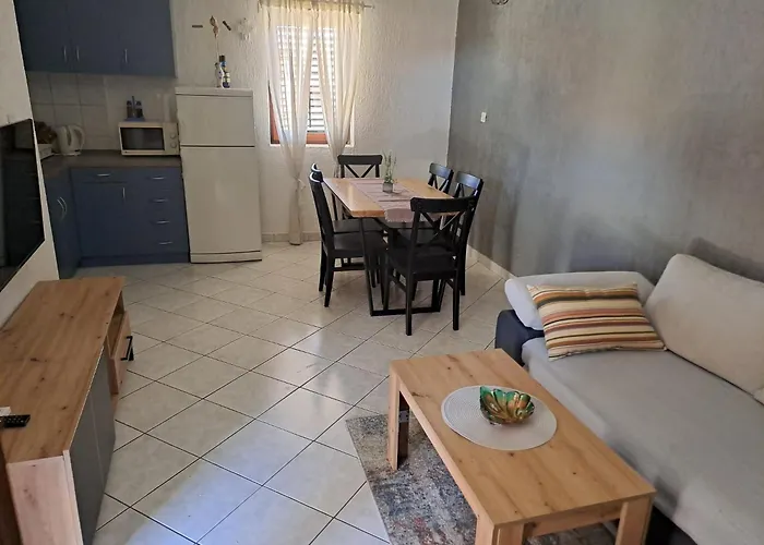 Lucija Apartamento